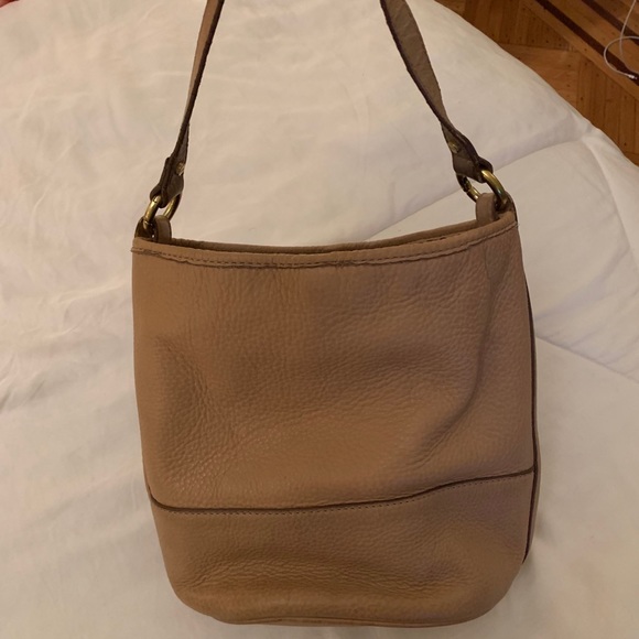 Beige leather J.Crew bucket bag - Picture 3 of 6